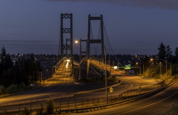 Tacoma Narrow Bridges